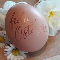 Kalligrafie auf dem Ei